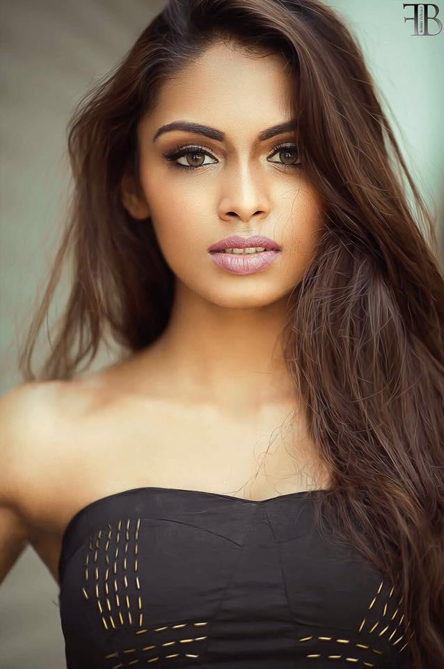 miss malaysia universe 2017